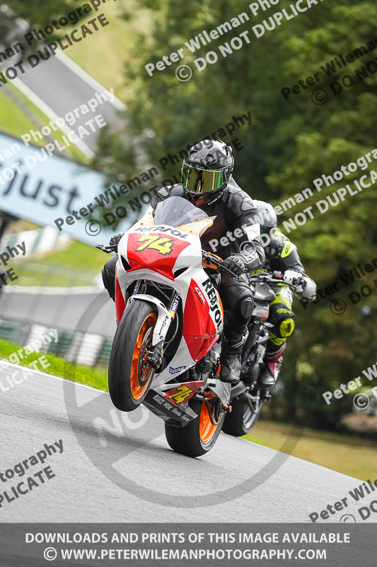 cadwell no limits trackday;cadwell park;cadwell park photographs;cadwell trackday photographs;enduro digital images;event digital images;eventdigitalimages;no limits trackdays;peter wileman photography;racing digital images;trackday digital images;trackday photos